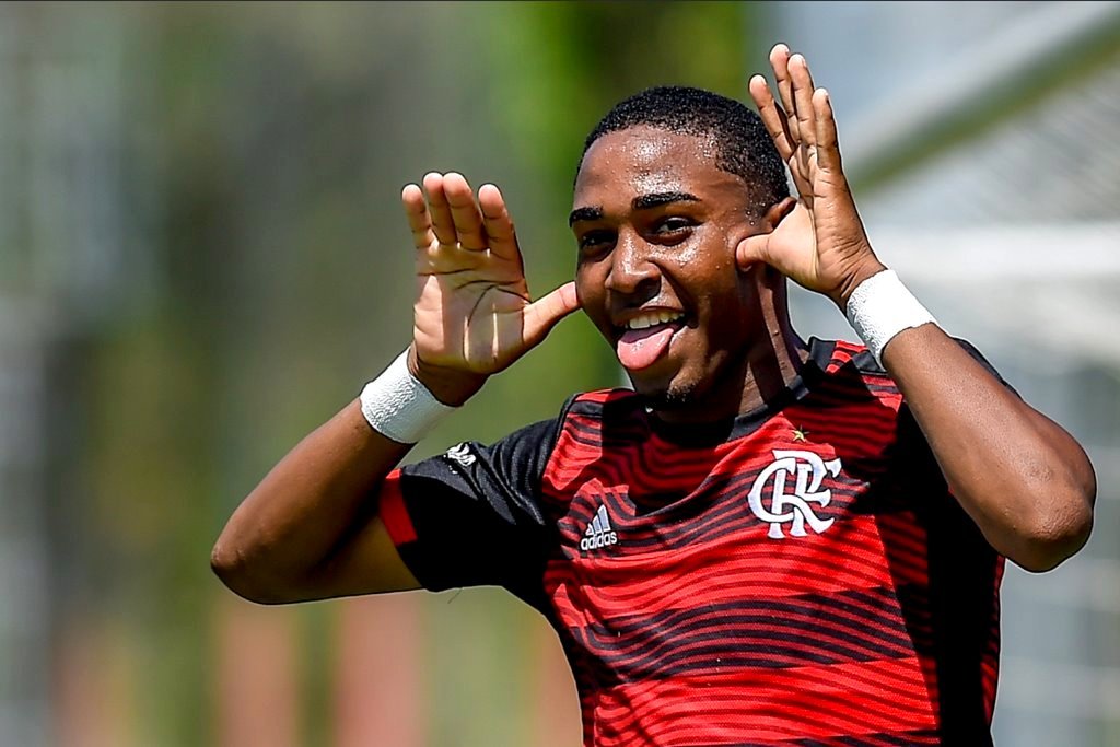 赛地聚焦：法国杯赛前热度飙升，成都蓉城遗憾出局，信心回归，球探报告显示潜力的简单介绍