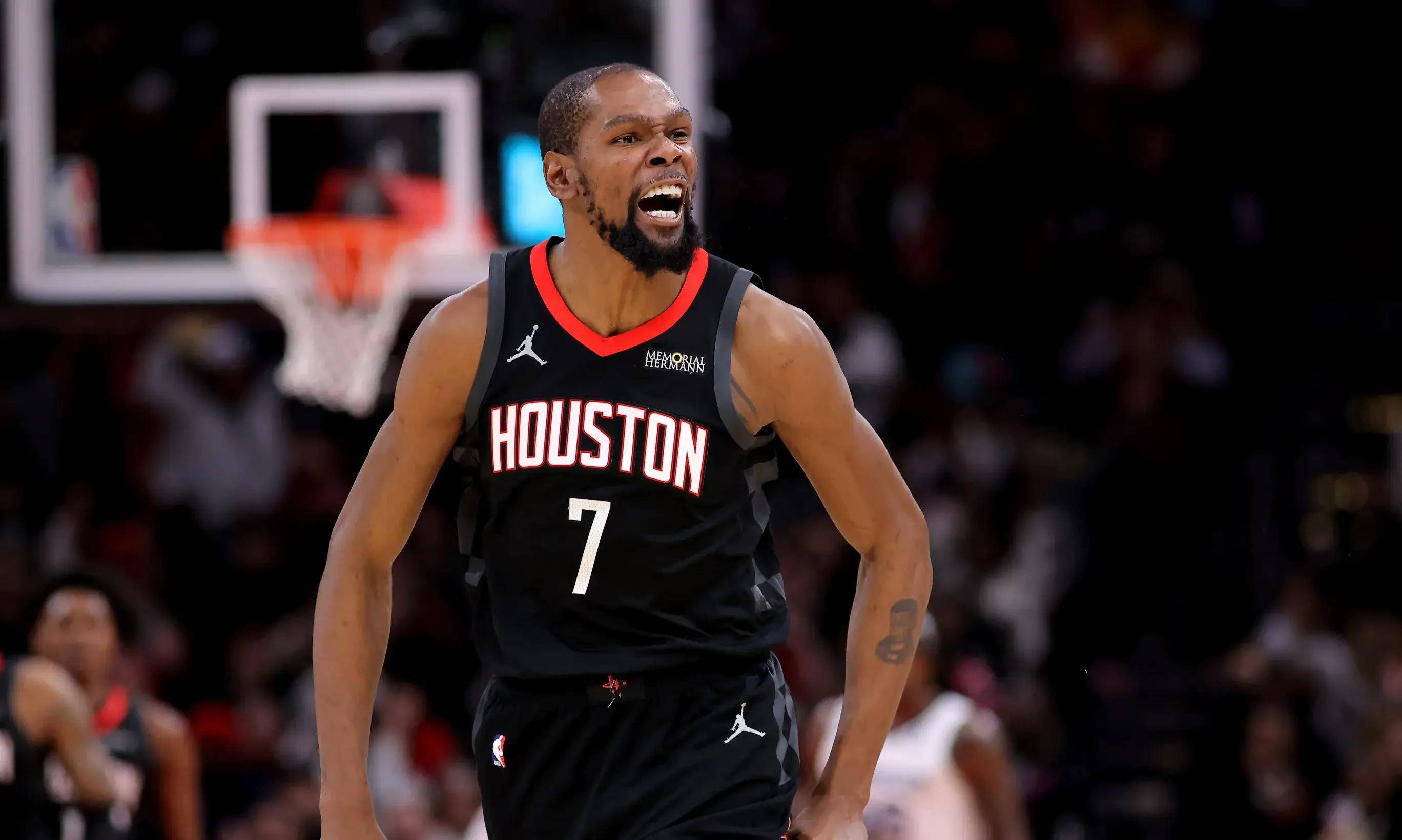 杜兰特迎来三赛季高光表现，瑞士队球迷沸腾！的简单介绍